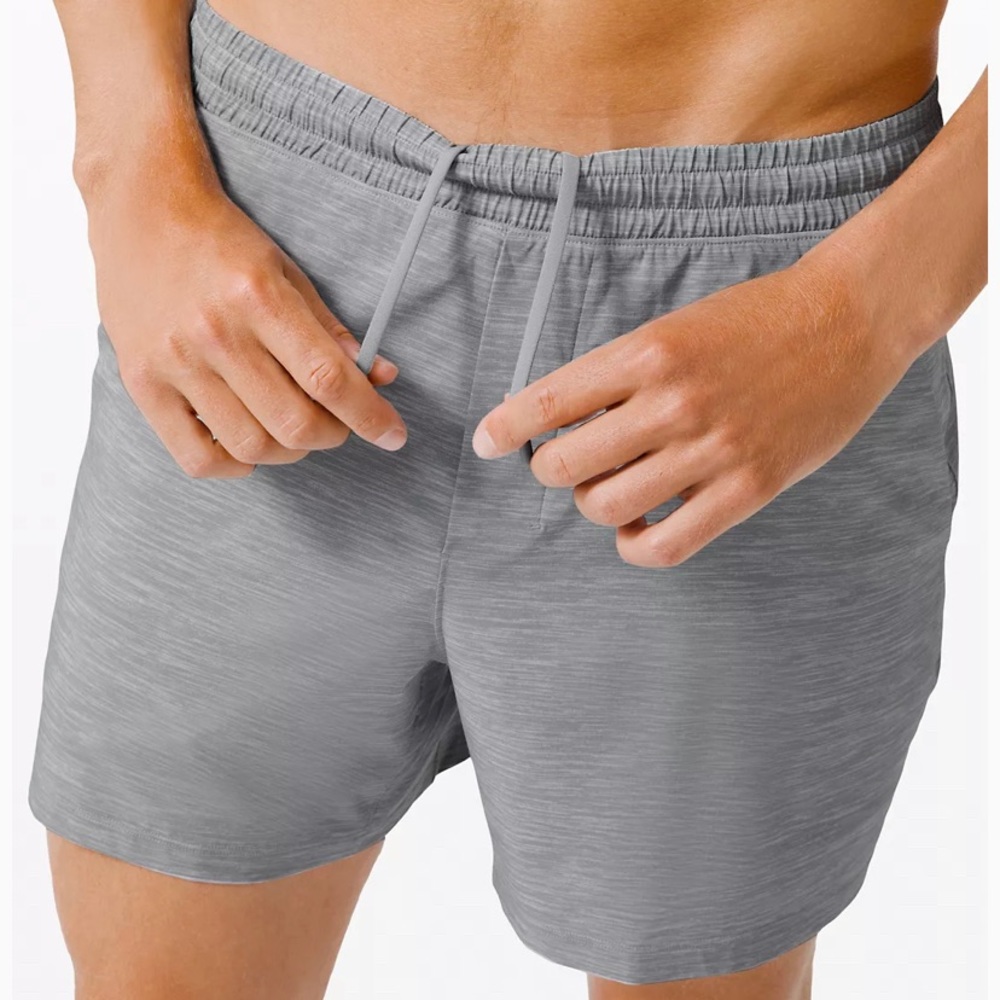 Lululemon Pace Breaker Linerless Short 5" Large